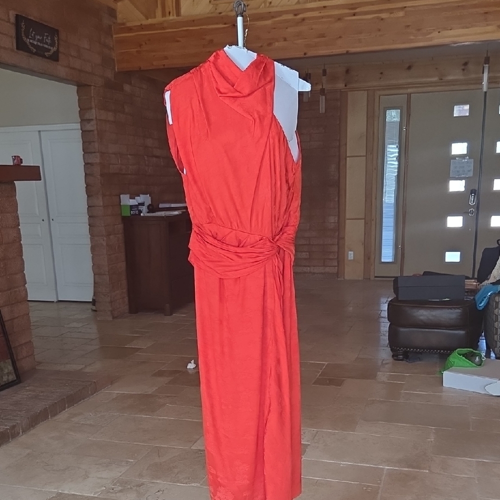 Elegant Red/orange Sleeveless Dress